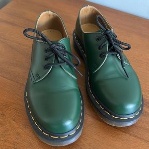 Green Dr. Martens 37EU - Like New!